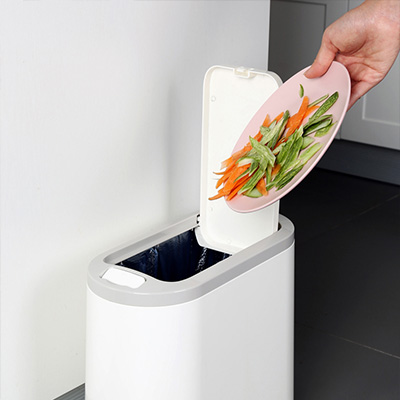按压式窄缝垃圾桶